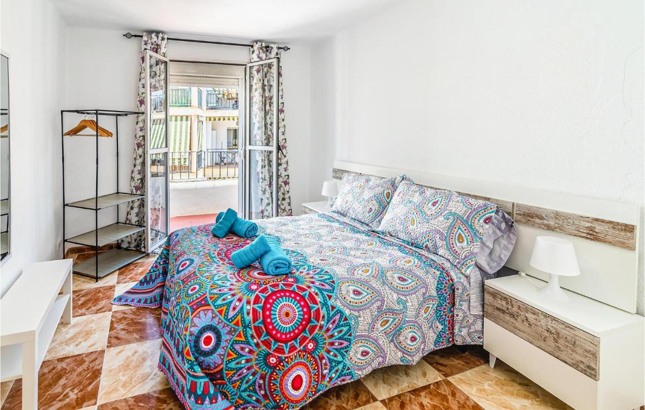 Beautiful Apartment In Cordoba With Kitchenette Exterior foto