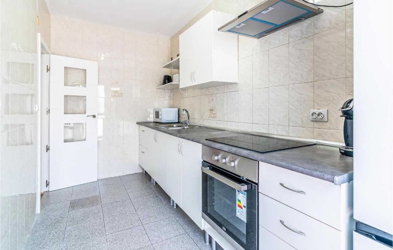Beautiful Apartment In Cordoba With Kitchenette Exterior foto